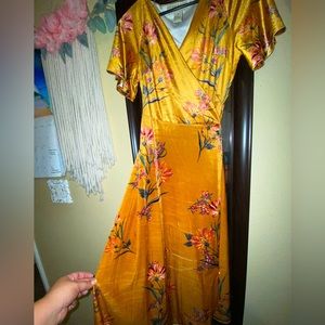 Flying Tomato wrap dress